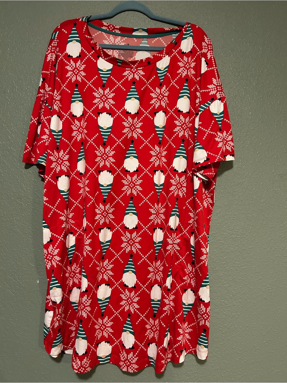 Secret Treasures Christmas night dress